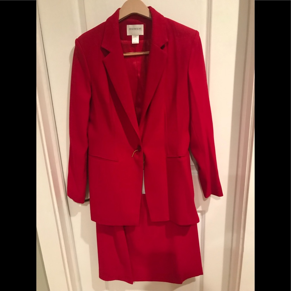 Hugo Buscati suit